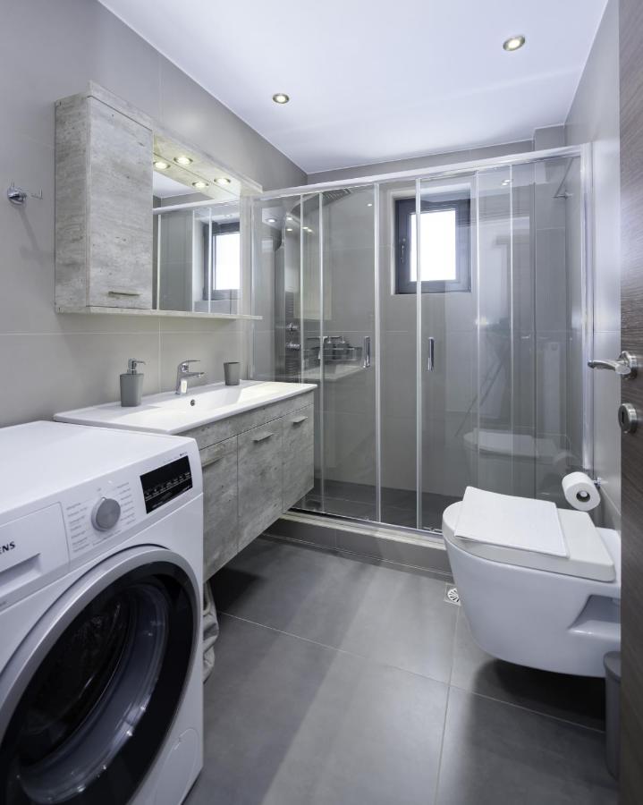 Stylish 2Br Flat With Stunning Views & Prv Parking Appartement Athene Buitenkant foto