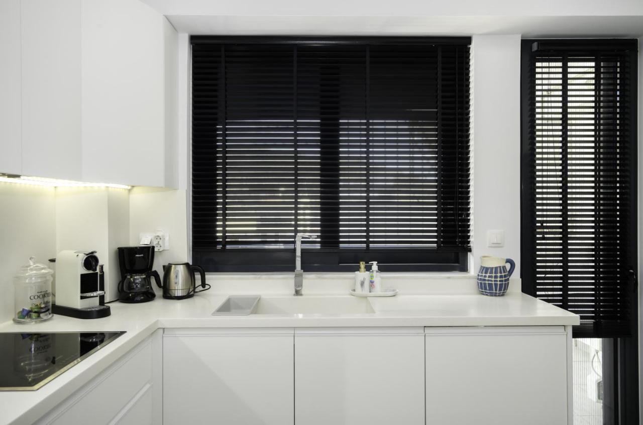Stylish 2Br Flat With Stunning Views & Prv Parking Appartement Athene Buitenkant foto